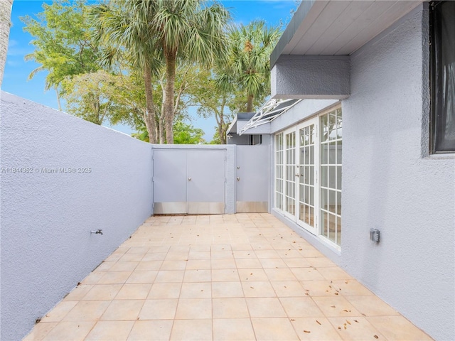 16331 Willow Creek Dr, Miami Lakes, FL 33014 - photo 21