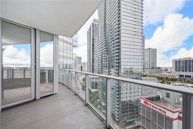 851 NE 1st Ave Unit 1410, Miami, FL 33132 - photo 9