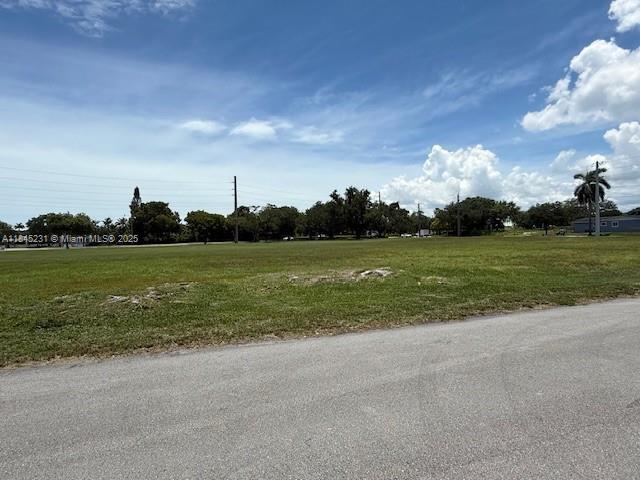 8671 SW 200th St, Cutler Bay, FL 33189 - photo 3