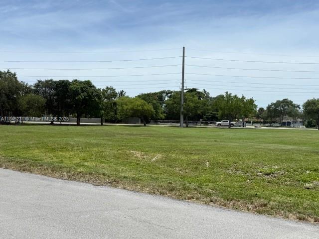 8671 SW 200th St, Cutler Bay, FL 33189 - photo 4