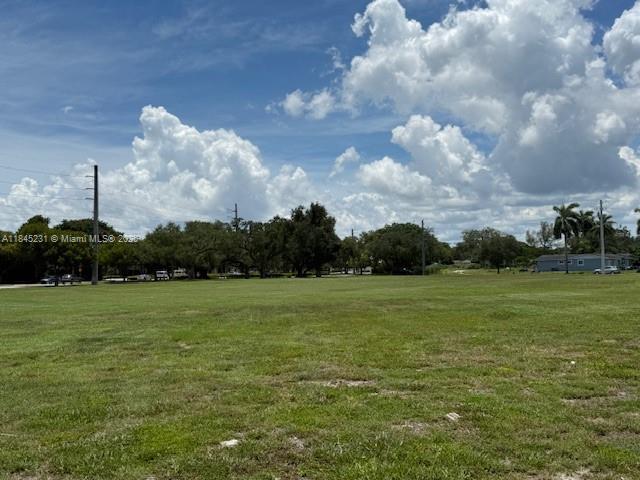 8671 SW 200th St, Cutler Bay, FL 33189 - photo 5