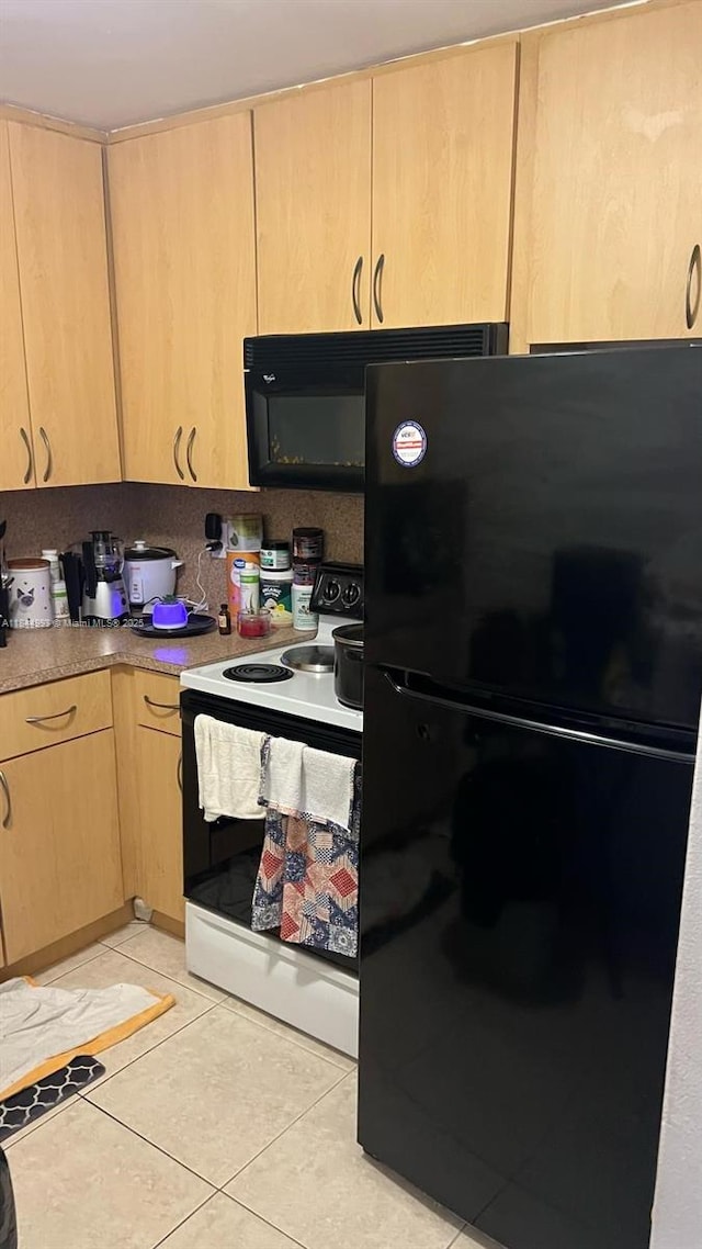 19080 NE 3rd Ct Unit 307, Miami, FL 33179 - photo 3