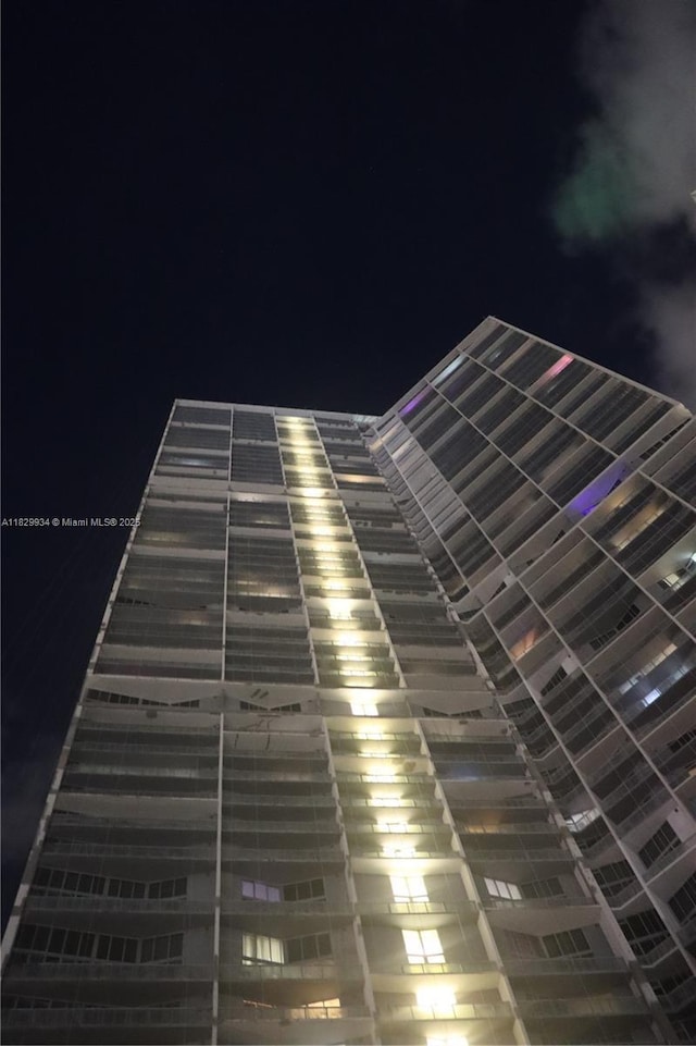 475 Brickell Ave Unit 4207, Miami, FL 33131 - photo 19