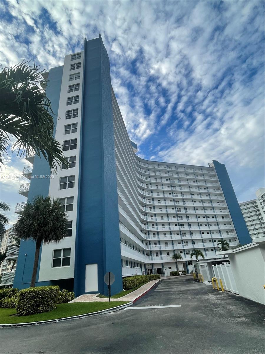301 N Ocean Blvd Unit 701, Pompano Beach, FL 33062 - photo 2