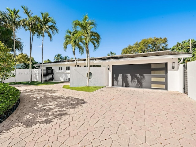 2647 NE 27th Ave, Fort Lauderdale, FL 33306 - photo 2