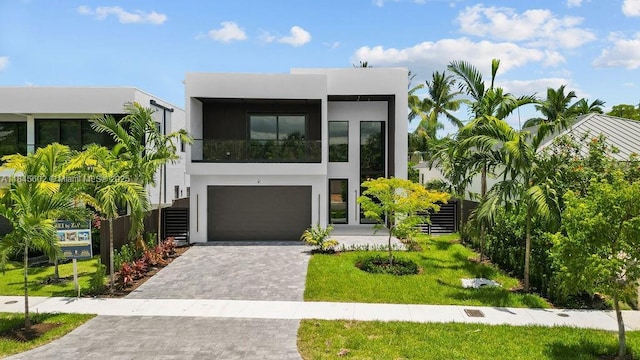 618 NE 17th Way, Fort Lauderdale, FL 33304 - photo 2