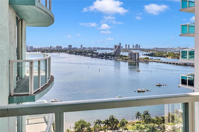 1900 N Bayshore Dr Unit 2003, Miami, FL 33132 - photo 8