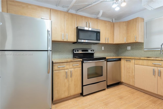 9365 Fontainebleau Blvd Unit E209, Miami, FL 33172 - photo 3