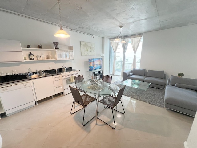 690 SW 1st Ct Unit 1032, Miami, FL 33130 - photo 1