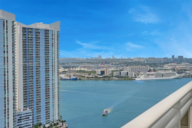 901 Brickell Key Blvd Unit 3204, Miami, FL 33131 - photo 2