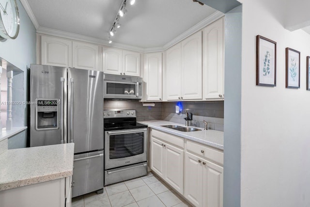 3360 Lake Osborne Dr Unit 104, Lake Worth, FL 33461 - photo 4
