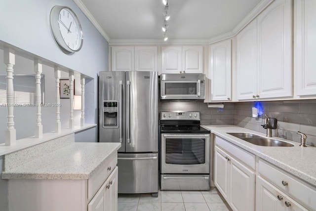 3360 Lake Osborne Dr Unit 104, Lake Worth, FL 33461 - photo 5