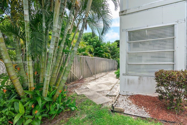 3360 Lake Osborne Dr Unit 104, Lake Worth, FL 33461 - photo 24