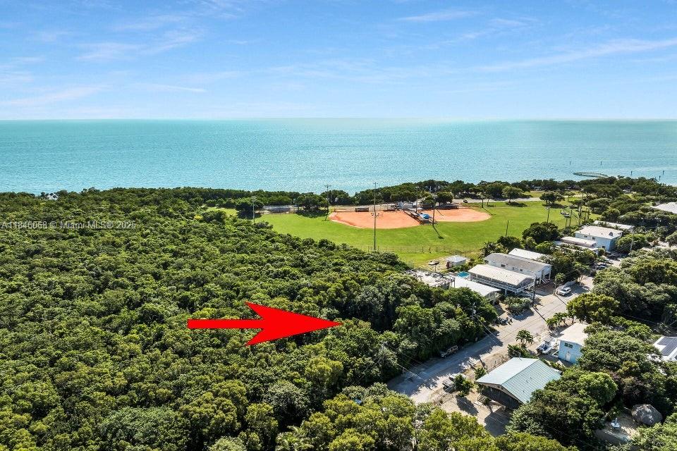 186 Dove Creek Dr, Key Largo, FL 33070 - photo 1