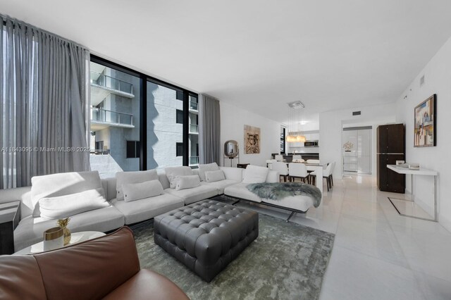 1010 Brickell Ave Unit 1405, Miami, FL 33131 - photo 3