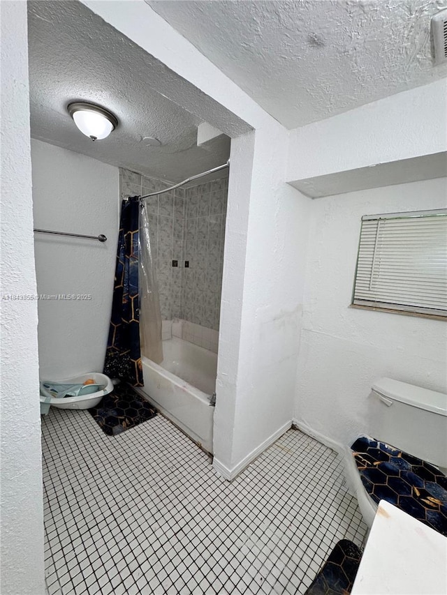1613 NW 45th St, Miami, FL 33142 - photo 9