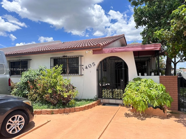 1405 W 38th Pl, Hialeah, FL 33012 - photo 4