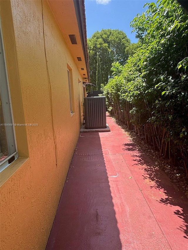 16569 NW 91st Ct, Miami Lakes, FL 33018 - photo 17