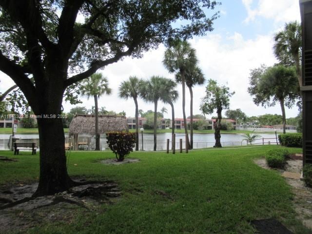 900 Colony Point Cir Unit 106, Pembroke Pines, FL 33026 - photo 5