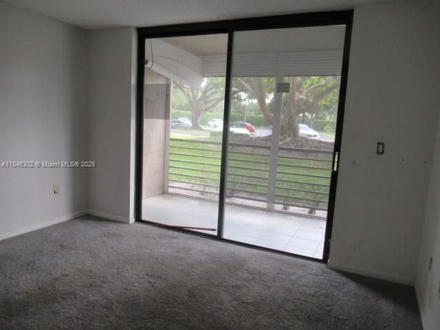 900 Colony Point Cir Unit 106, Pembroke Pines, FL 33026 - photo 11