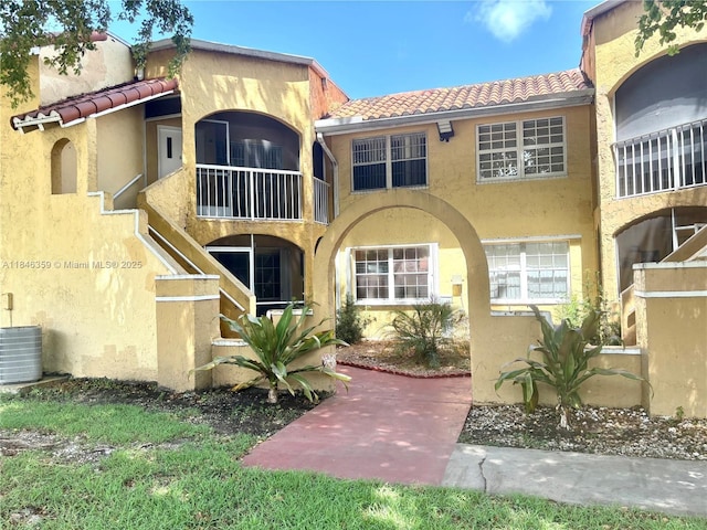 15675 SW 74th Circle Dr Unit 14, Miami, FL 33193 - photo 2