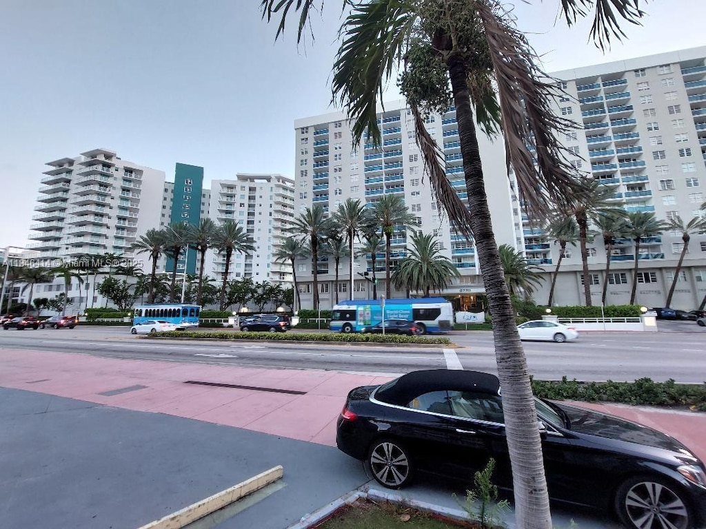 6767 Indian Creek Dr Unit 3B, Miami Beach, FL 33141 - photo 3