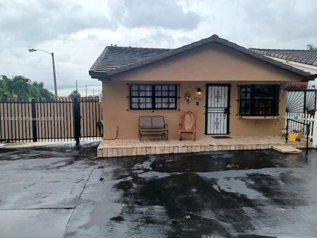 8889 NW 115th St, Hialeah Gardens, FL 33018 - photo 1