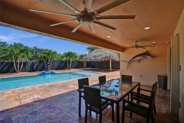 7135 N Augusta Dr, Hialeah, FL 33015 - photo 51