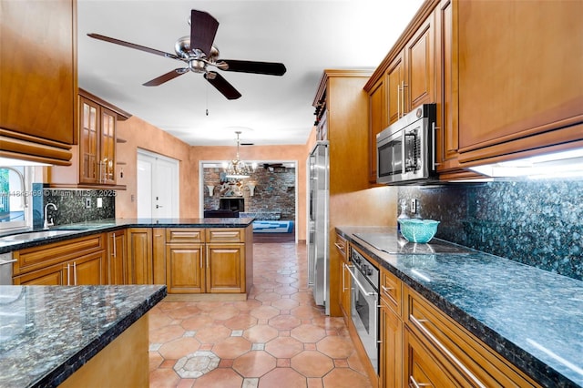 7210 W Troon Cir, Miami Lakes, FL 33014 - photo 12