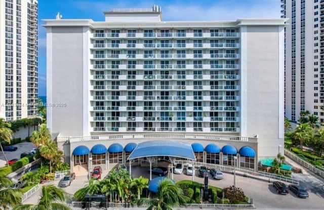 19201 Collins Ave Unit 114, Sunny Isles Beach, FL 33160 - photo 1