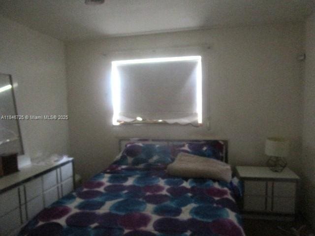 8650 N Miami Ave, El Portal, FL 33150 - photo 12