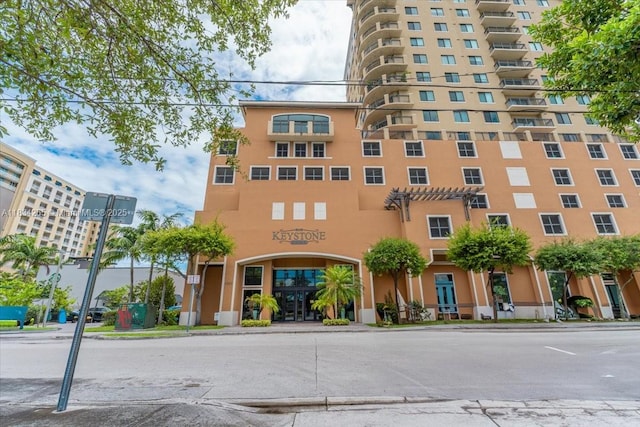 4242 NW 2nd St Unit 1601, Miami, FL 33126 - photo 1