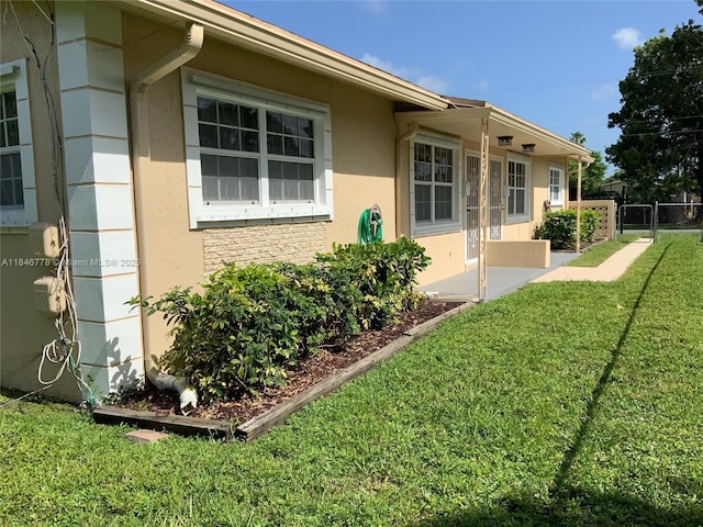 512 SW 10th St, Hallandale Beach, FL 33009 - photo 16