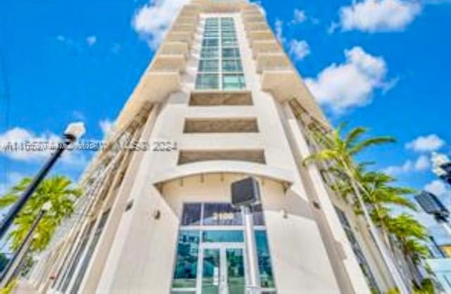140 S Dixie Hwy Unit 704, Hollywood, FL 33020 - photo 2