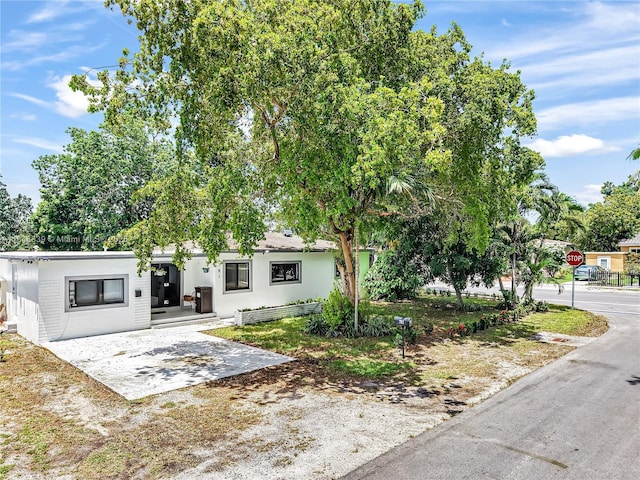 781 NE 162nd St, Miami, FL 33162 - photo 47