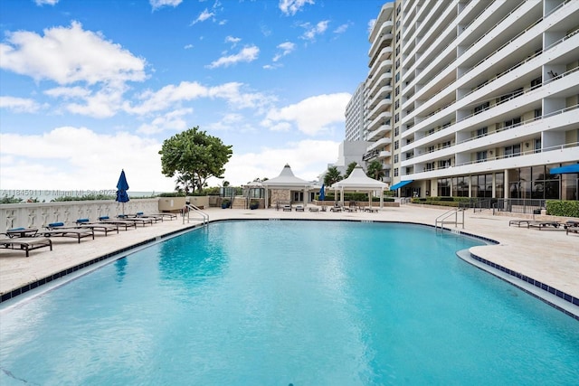 5555 Collins Ave Unit 4W, Miami Beach, FL 33140 - photo 10
