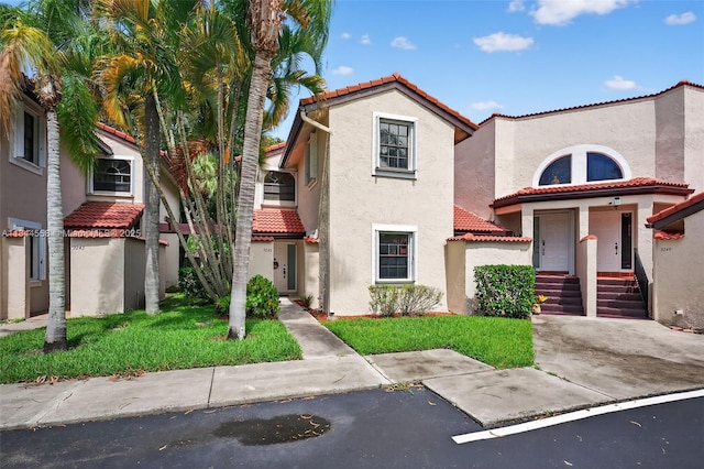 9245 W Sunrise Blvd, Plantation, FL 33322 - photo 2