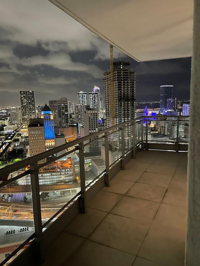 90 SW 3rd St Unit 3504, Miami, FL 33130 - photo 2