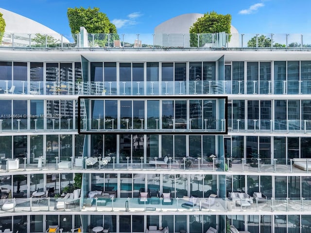 1 Collins Ave Unit 605, Miami Beach, FL 33139 - photo 29