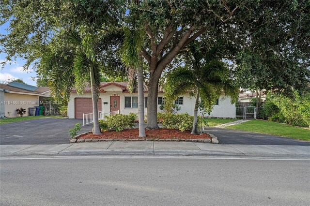 7801 NW 40th St, Coral Springs, FL 33065 - photo 2