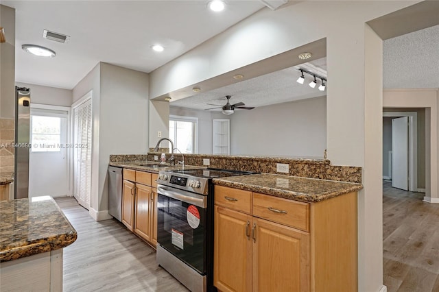7801 NW 40th St, Coral Springs, FL 33065 - photo 15