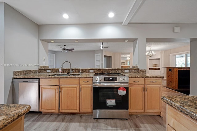7801 NW 40th St, Coral Springs, FL 33065 - photo 16