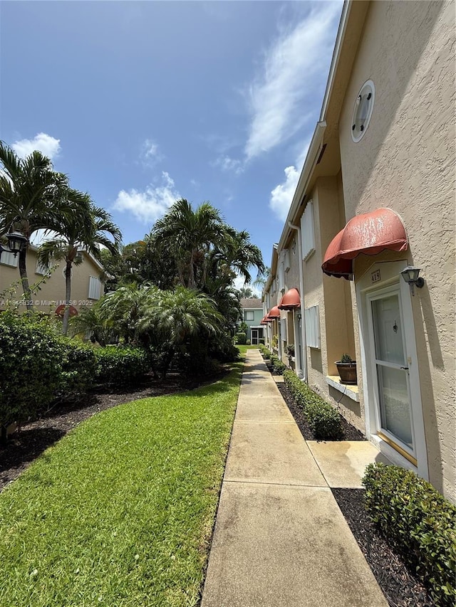 417 Waterside Dr, Hypoluxo, FL 33462 - photo 4