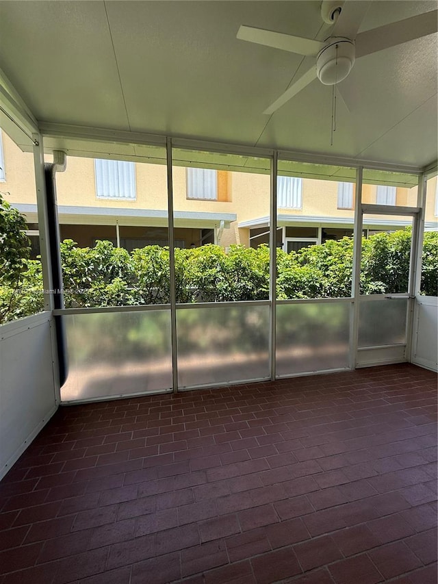 417 Waterside Dr, Hypoluxo, FL 33462 - photo 32