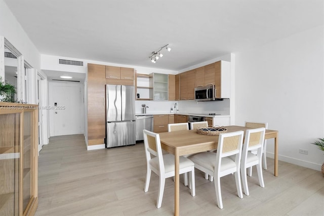 5601 Collins Ave Unit 1003, Miami Beach, FL 33140 - photo 9