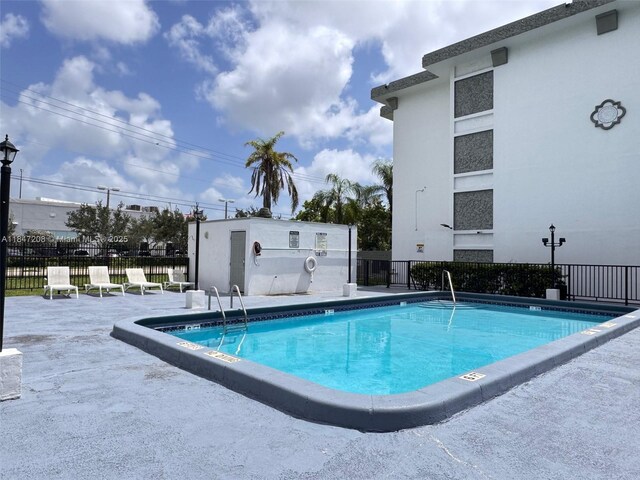 16450 NW 2nd Ave Unit 207, Miami, FL 33169 - photo 11