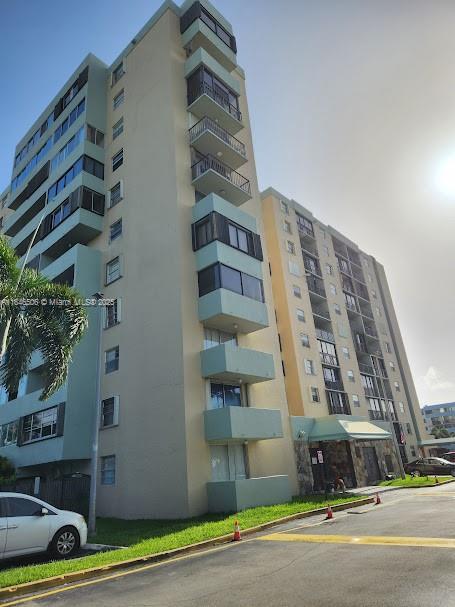 5055 NW 7th St Unit 1003, Miami, FL 33126 - photo 1