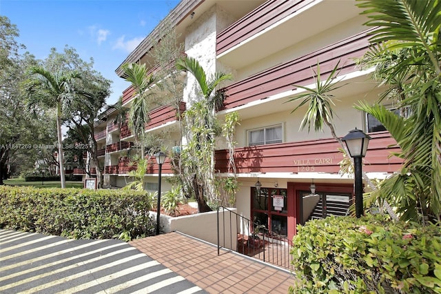 1205 Mariposa Ave Unit 320, Coral Gables, FL 33146 - photo 2