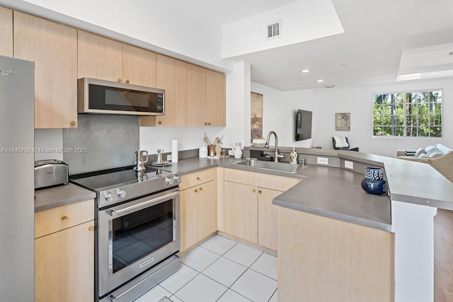 2861 NE 185th St Unit 305, Aventura, FL 33180 - photo 8