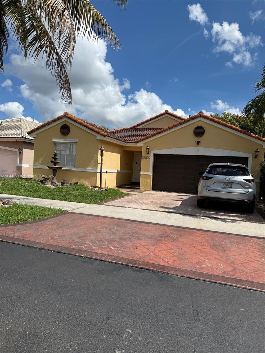 15921 SW 82nd St, Miami, FL 33193 - photo 2